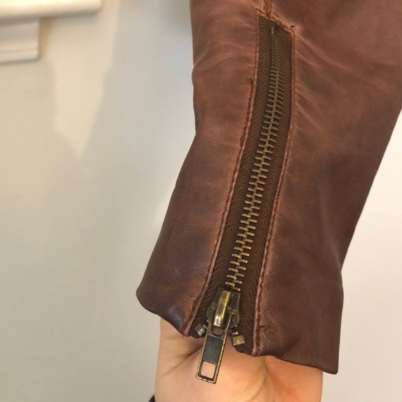 Brown leather motorcycle jacket - Picture 4 of 5